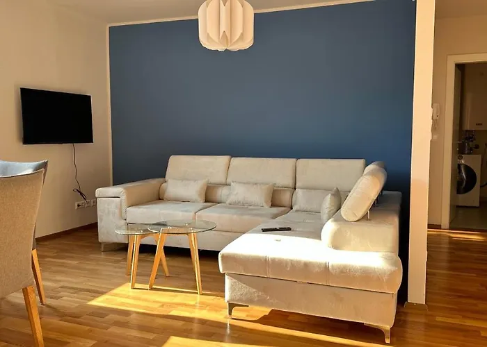 Homely 2 Apartamento *