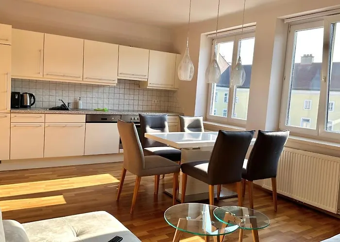 Homely 2 * Sankt Poelten